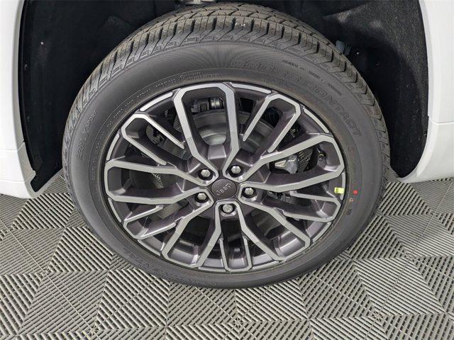 new 2025 Jeep Grand Cherokee L car, priced at $59,808