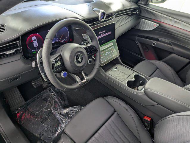 new 2025 Maserati Grecale car, priced at $91,065
