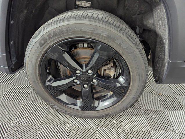 used 2022 Jeep Grand Cherokee L car, priced at $27,988