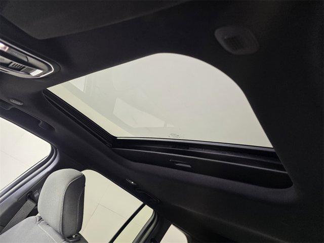 used 2024 Jeep Grand Cherokee car, priced at $27,555