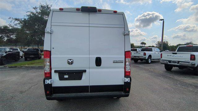 new 2025 Ram ProMaster 2500 car, priced at $49,200