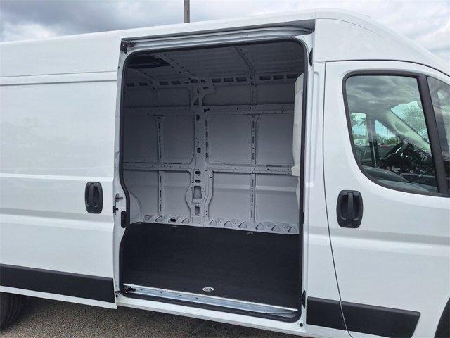 new 2025 Ram ProMaster 2500 car, priced at $54,945