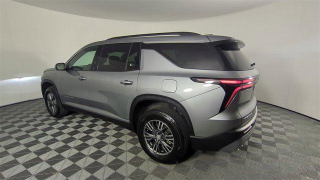 used 2024 Chevrolet Traverse car, priced at $38,140