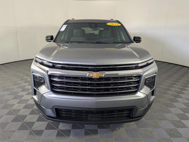 used 2024 Chevrolet Traverse car, priced at $38,140