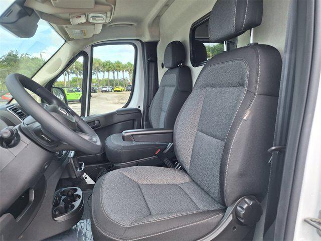 new 2024 Ram ProMaster 2500 car, priced at $46,318