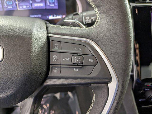 new 2025 Jeep Grand Cherokee car, priced at $44,975