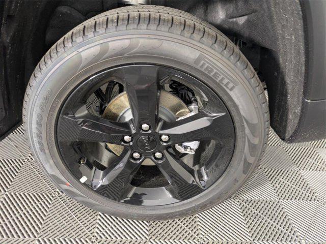 new 2025 Jeep Grand Cherokee car, priced at $39,406