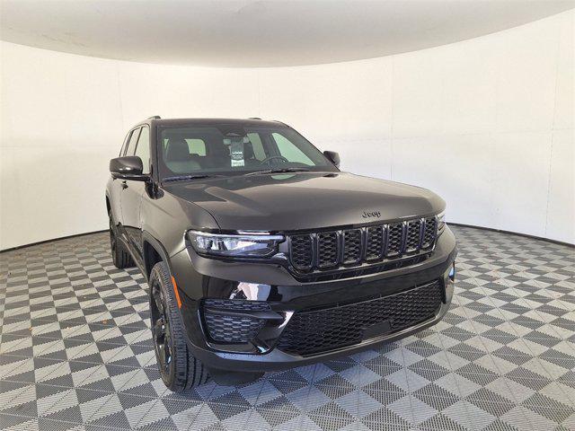 new 2025 Jeep Grand Cherokee car, priced at $43,675