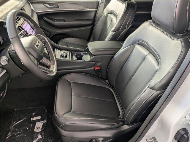 new 2025 Jeep Grand Cherokee L car, priced at $41,052