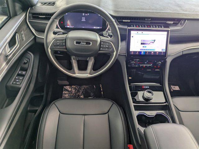 new 2025 Jeep Grand Cherokee L car, priced at $41,052
