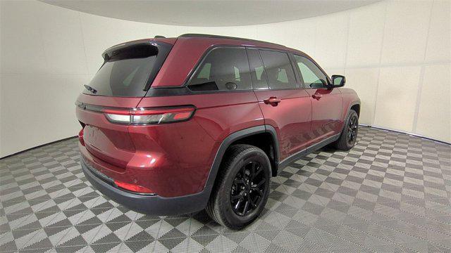 used 2024 Jeep Grand Cherokee car, priced at $28,988