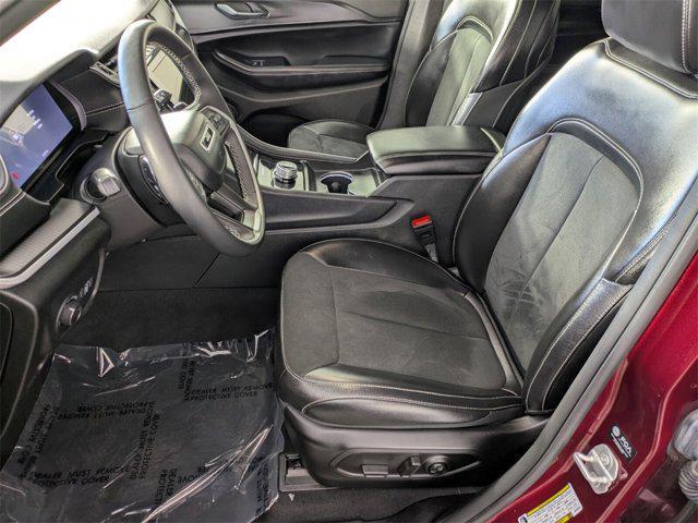 used 2024 Jeep Grand Cherokee car, priced at $28,988