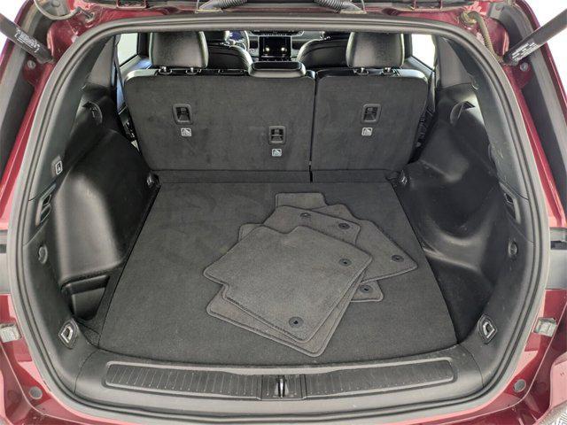 used 2024 Jeep Grand Cherokee car, priced at $28,988