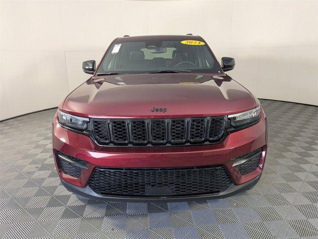 used 2024 Jeep Grand Cherokee car, priced at $28,988