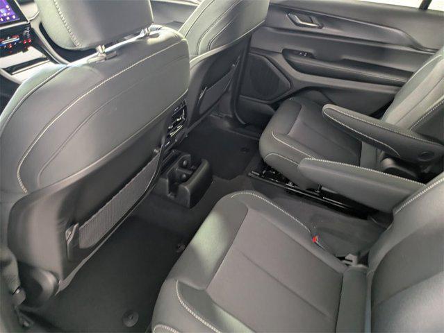 new 2025 Jeep Grand Cherokee L car, priced at $33,677