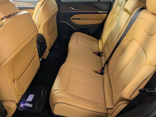 new 2025 Jeep Grand Cherokee car, priced at $56,178