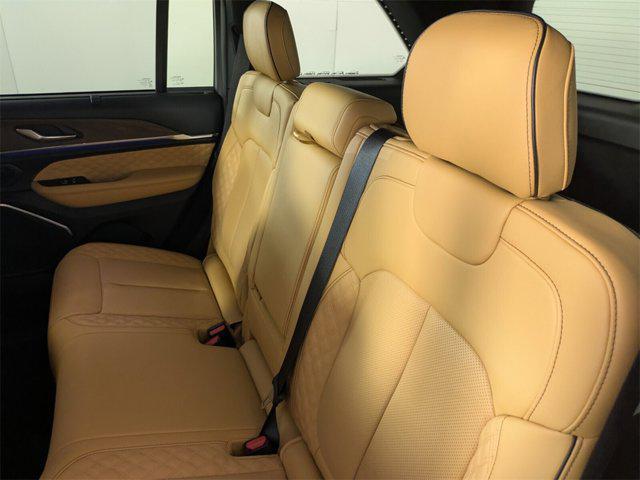 new 2025 Jeep Grand Cherokee car, priced at $56,178