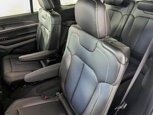 new 2025 Jeep Grand Cherokee L car, priced at $41,052