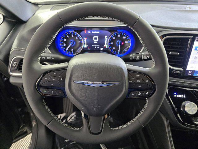 new 2025 Chrysler Pacifica car, priced at $45,105