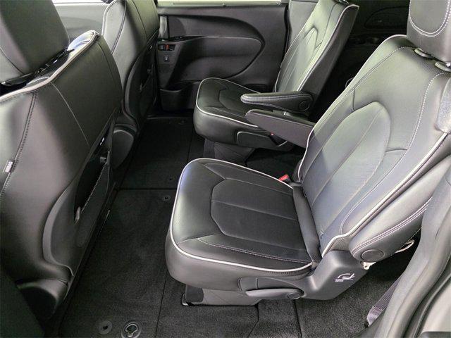 new 2025 Chrysler Pacifica car, priced at $45,105