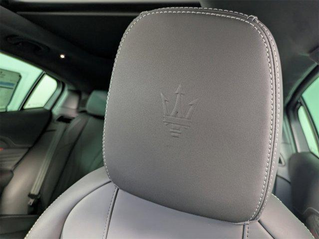 new 2025 Maserati Grecale car, priced at $89,915
