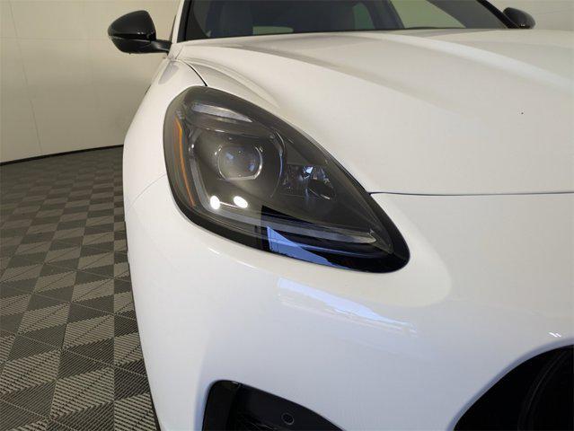 new 2025 Maserati Grecale car, priced at $89,915