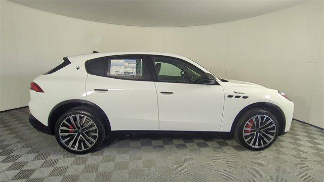 new 2025 Maserati Grecale car, priced at $89,915