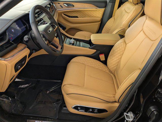 new 2025 Jeep Grand Cherokee car, priced at $59,860