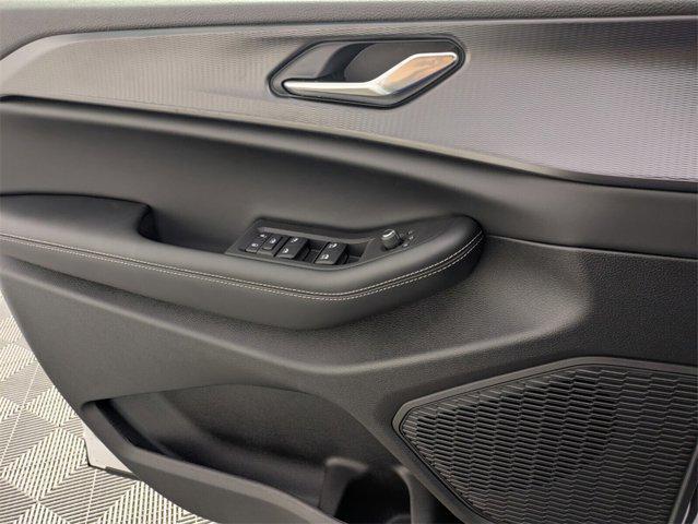 new 2025 Jeep Grand Cherokee L car, priced at $32,286