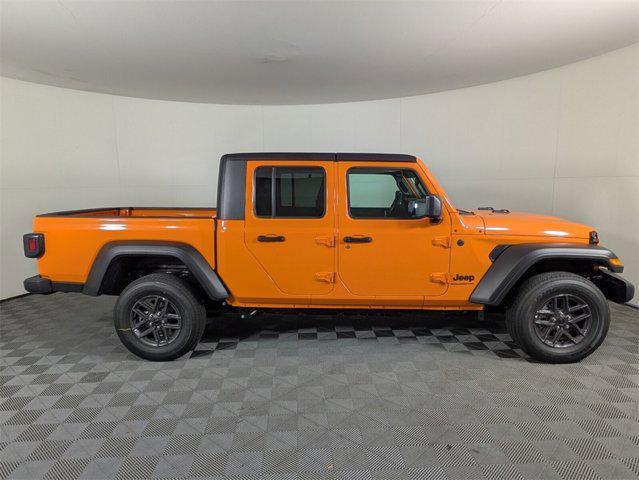 new 2025 Jeep Gladiator car, priced at $40,697