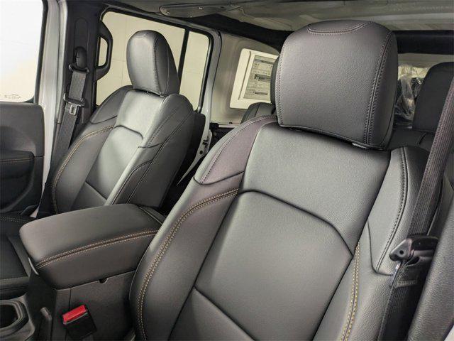 new 2025 Jeep Wrangler car, priced at $46,873