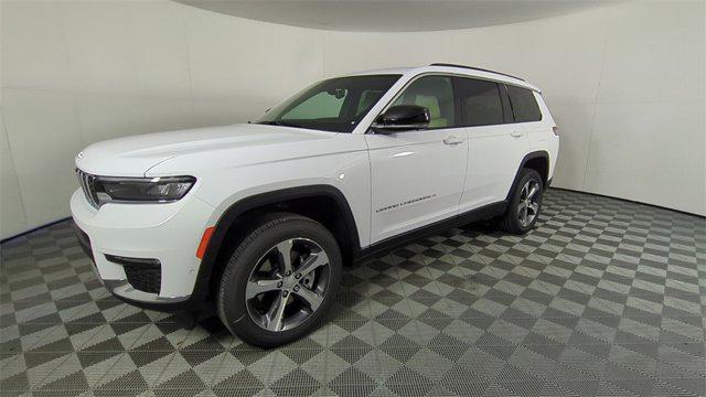 new 2025 Jeep Grand Cherokee L car, priced at $46,931