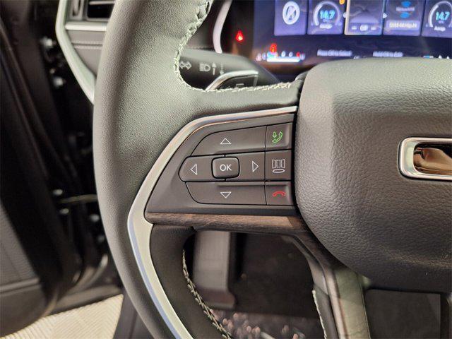 new 2025 Jeep Grand Cherokee car, priced at $38,075