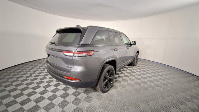new 2025 Jeep Grand Cherokee car, priced at $38,075