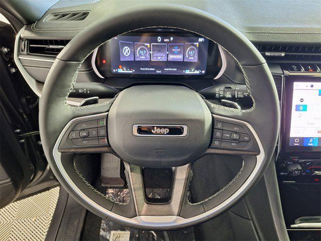 new 2025 Jeep Grand Cherokee car, priced at $38,075