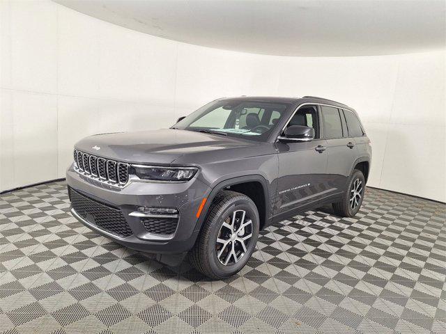 new 2025 Jeep Grand Cherokee car, priced at $41,436