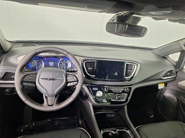 new 2024 Chrysler Pacifica car, priced at $43,623