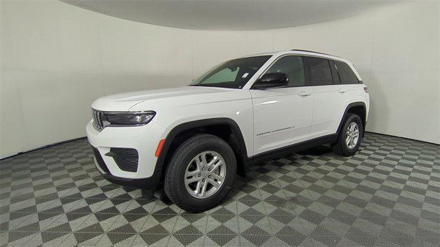 new 2025 Jeep Grand Cherokee car, priced at $30,392