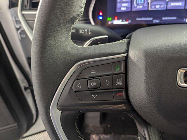 new 2025 Jeep Grand Cherokee car, priced at $30,392