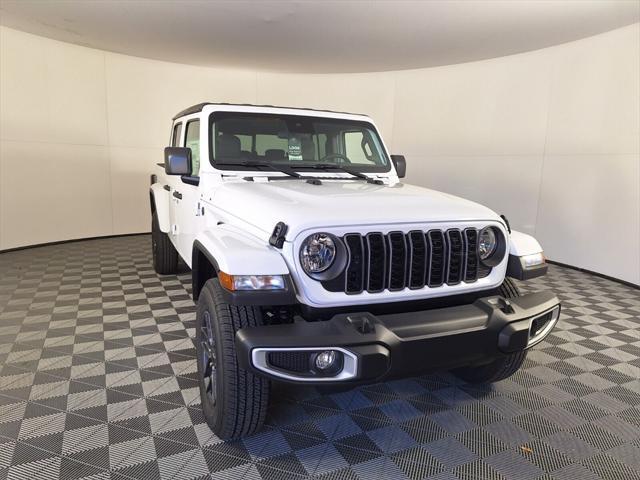 new 2024 Jeep Gladiator car, priced at $40,751
