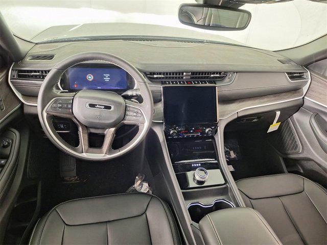 new 2025 Jeep Grand Cherokee car, priced at $39,309