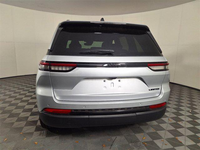 new 2025 Jeep Grand Cherokee car, priced at $39,309
