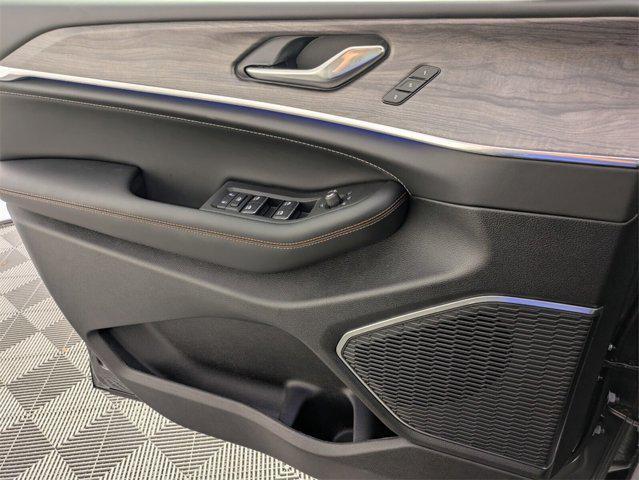 new 2025 Jeep Grand Cherokee car, priced at $50,609