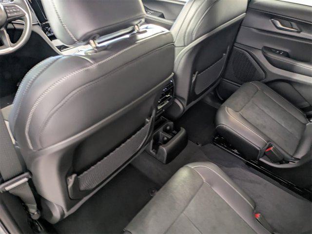 new 2025 Jeep Grand Cherokee L car, priced at $39,322