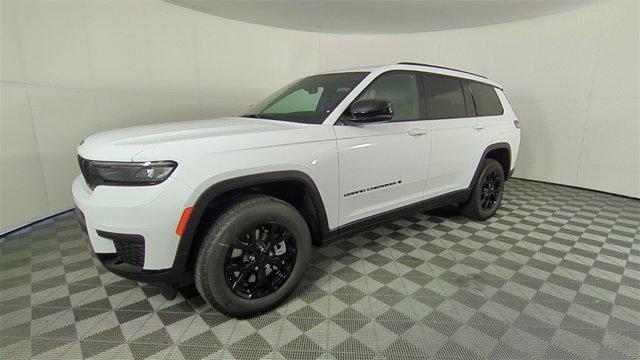new 2025 Jeep Grand Cherokee L car, priced at $39,322