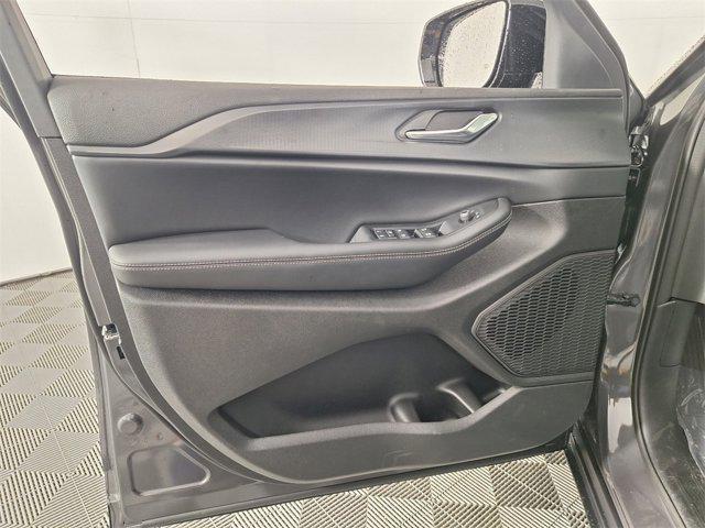 new 2025 Jeep Grand Cherokee car, priced at $46,120