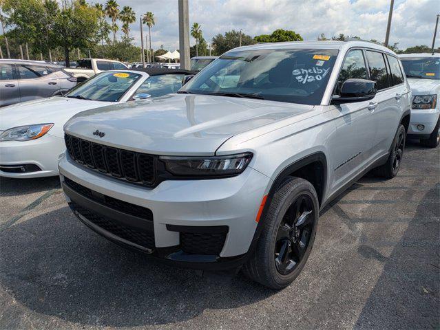 used 2022 Jeep Grand Cherokee L car, priced at $27,860