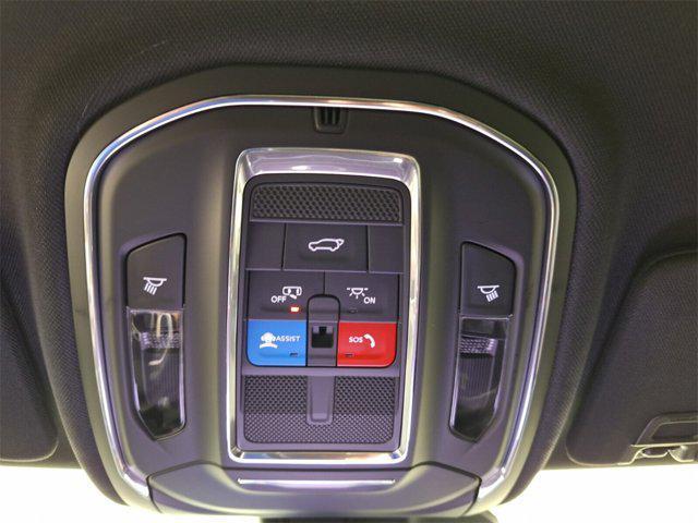 new 2025 Jeep Grand Cherokee car, priced at $34,751