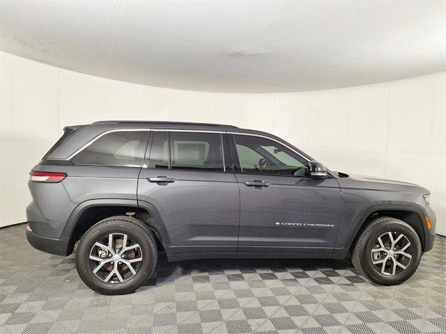 new 2025 Jeep Grand Cherokee car, priced at $34,751