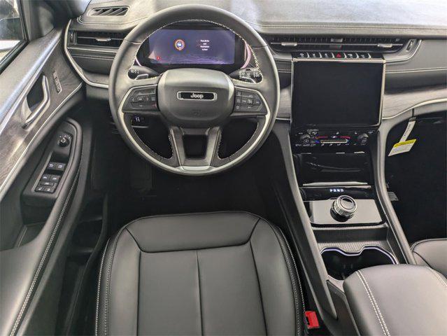 new 2025 Jeep Grand Cherokee car, priced at $32,699